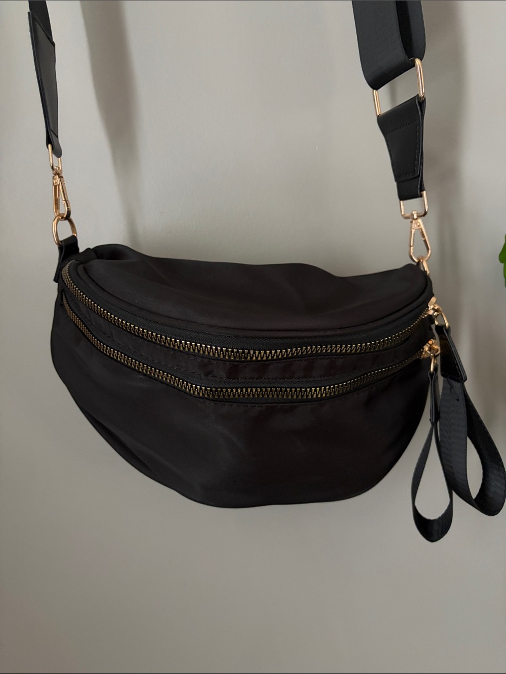 Women's Black Crossbody Belt Bag with Gold Hardware